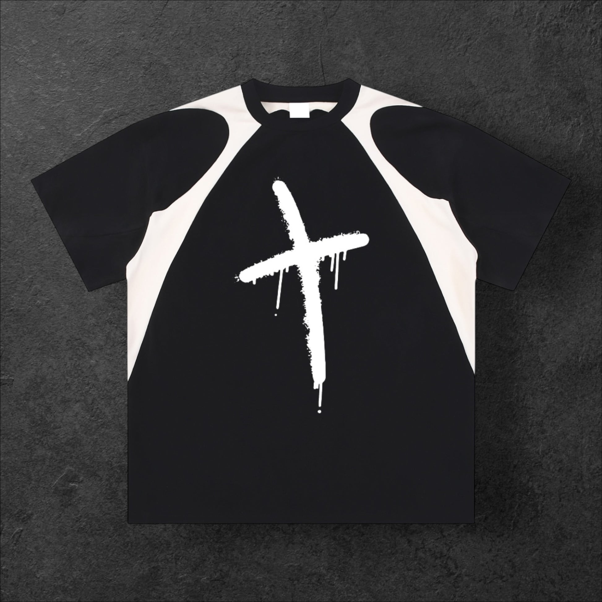 MODRN CONTRAST PATTERN TEE